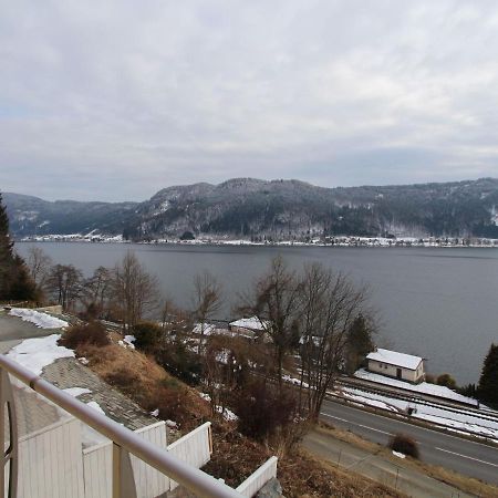 Apartment Directly On Lake Ossiach In Carinthia Stockelweingarten Eksteriør billede