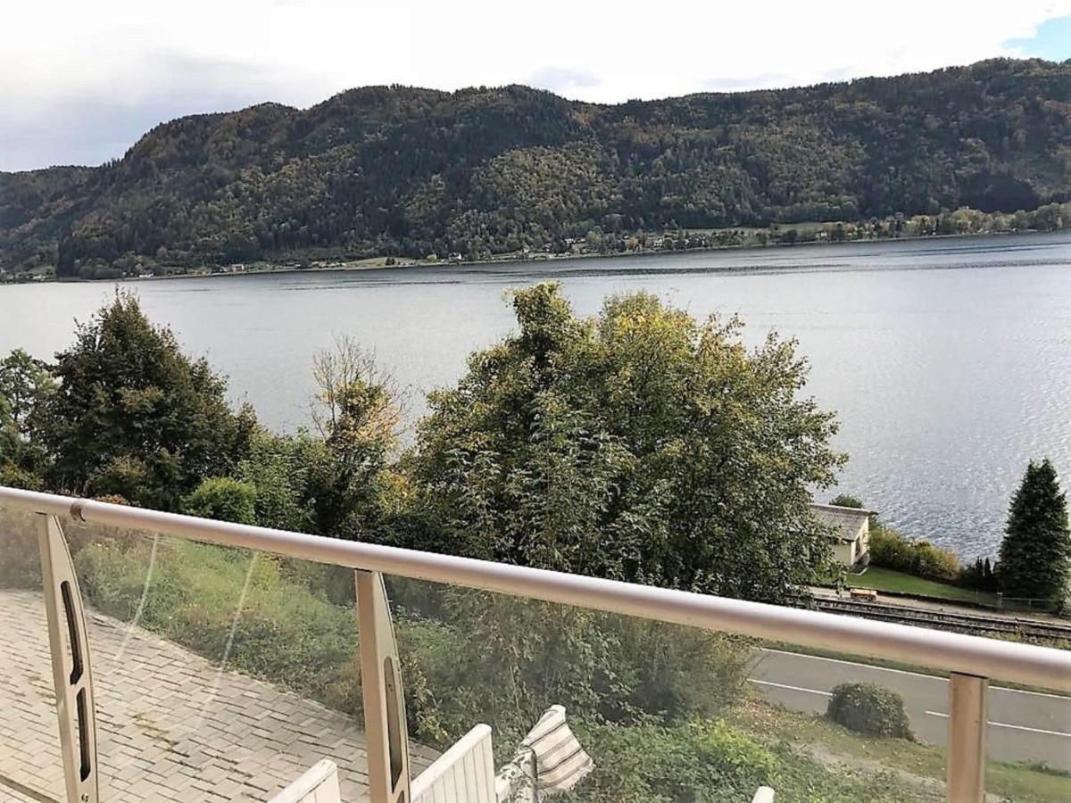 Apartment Directly On Lake Ossiach In Carinthia Stockelweingarten Eksteriør billede